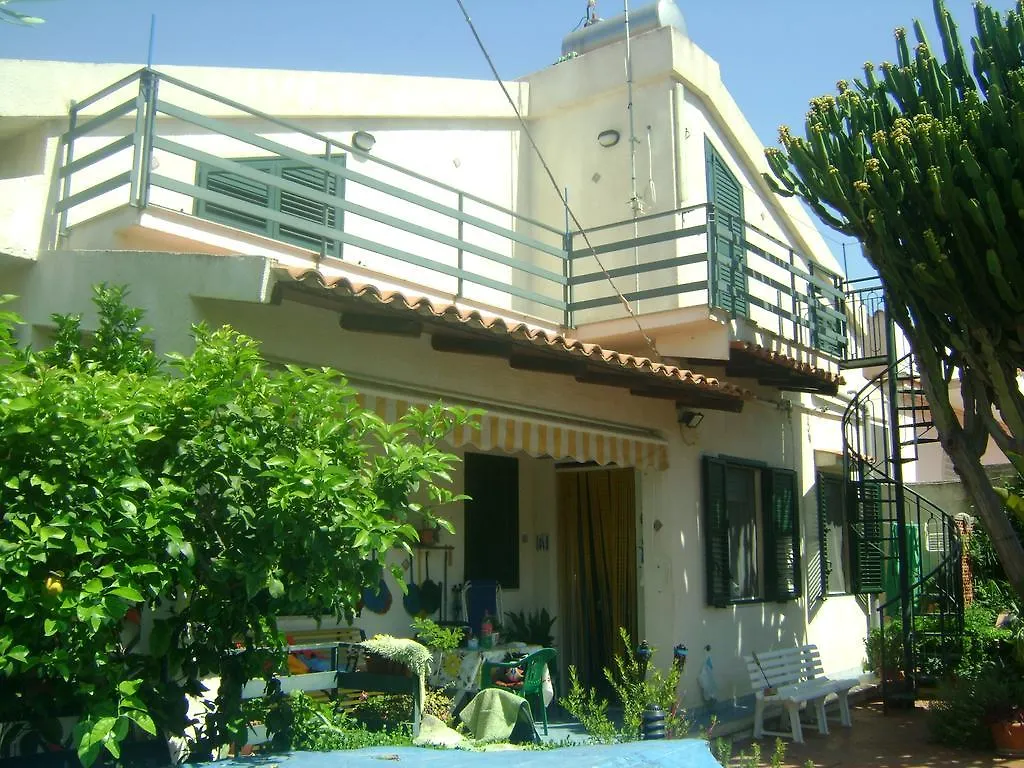 Villa Gina Avola Italien